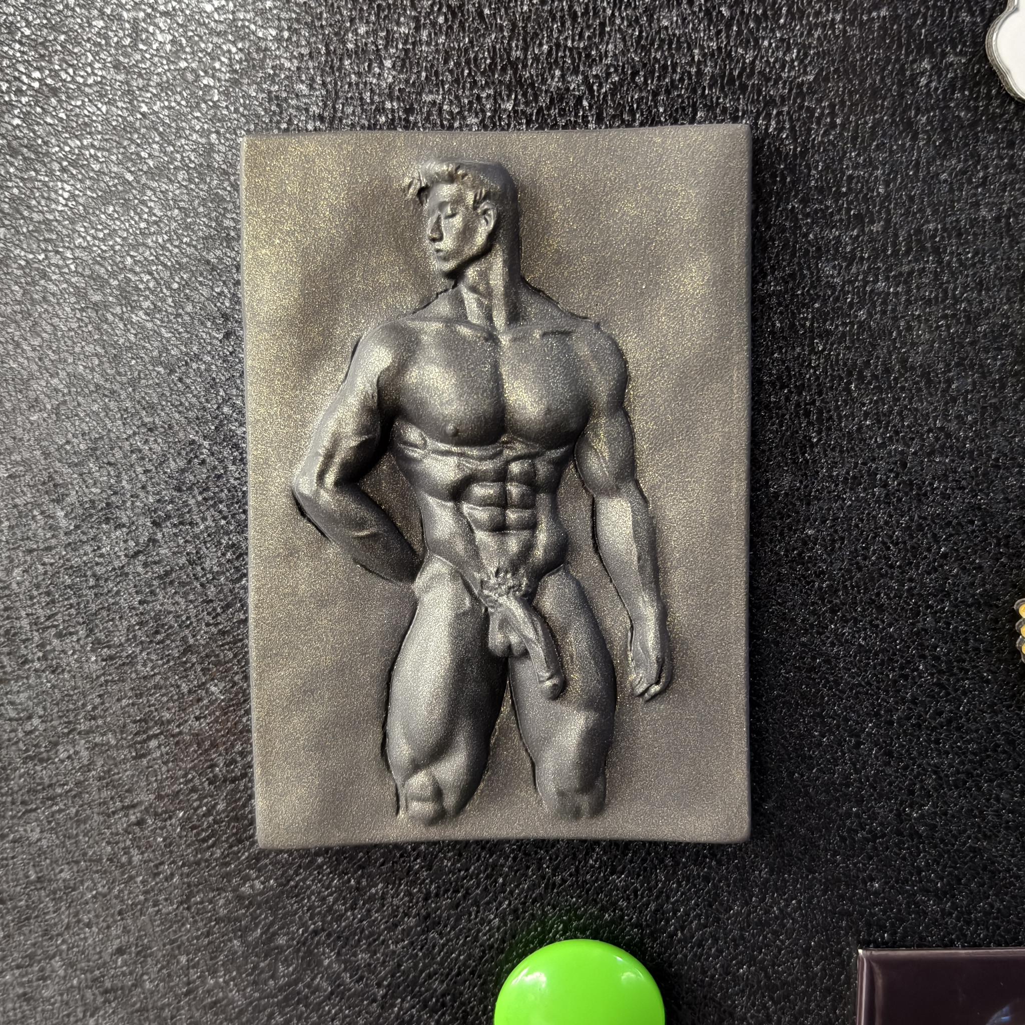 MODELING RELIEF MAGNET-2