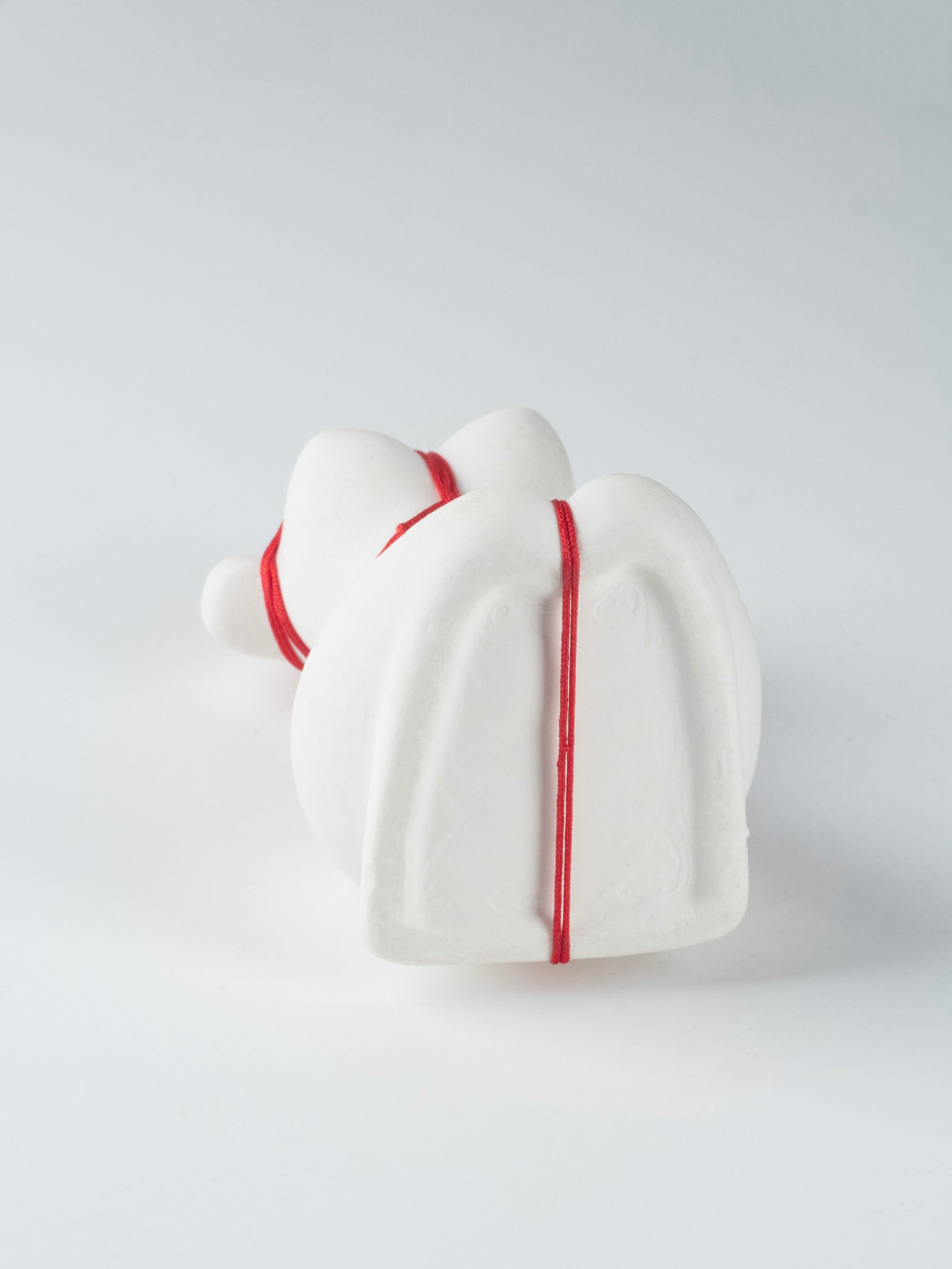 KNEELING VENUS VASE-5