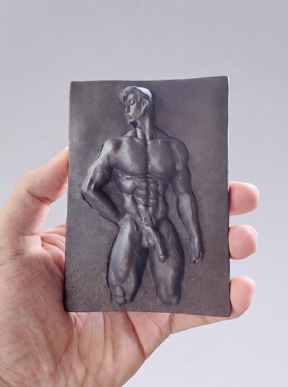 MODELING RELIEF MAGNET